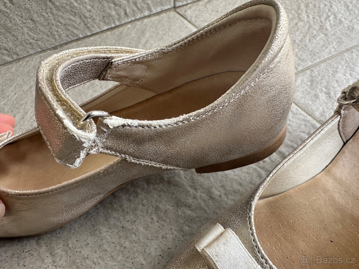 zlaté balerínky vel 30 - 3