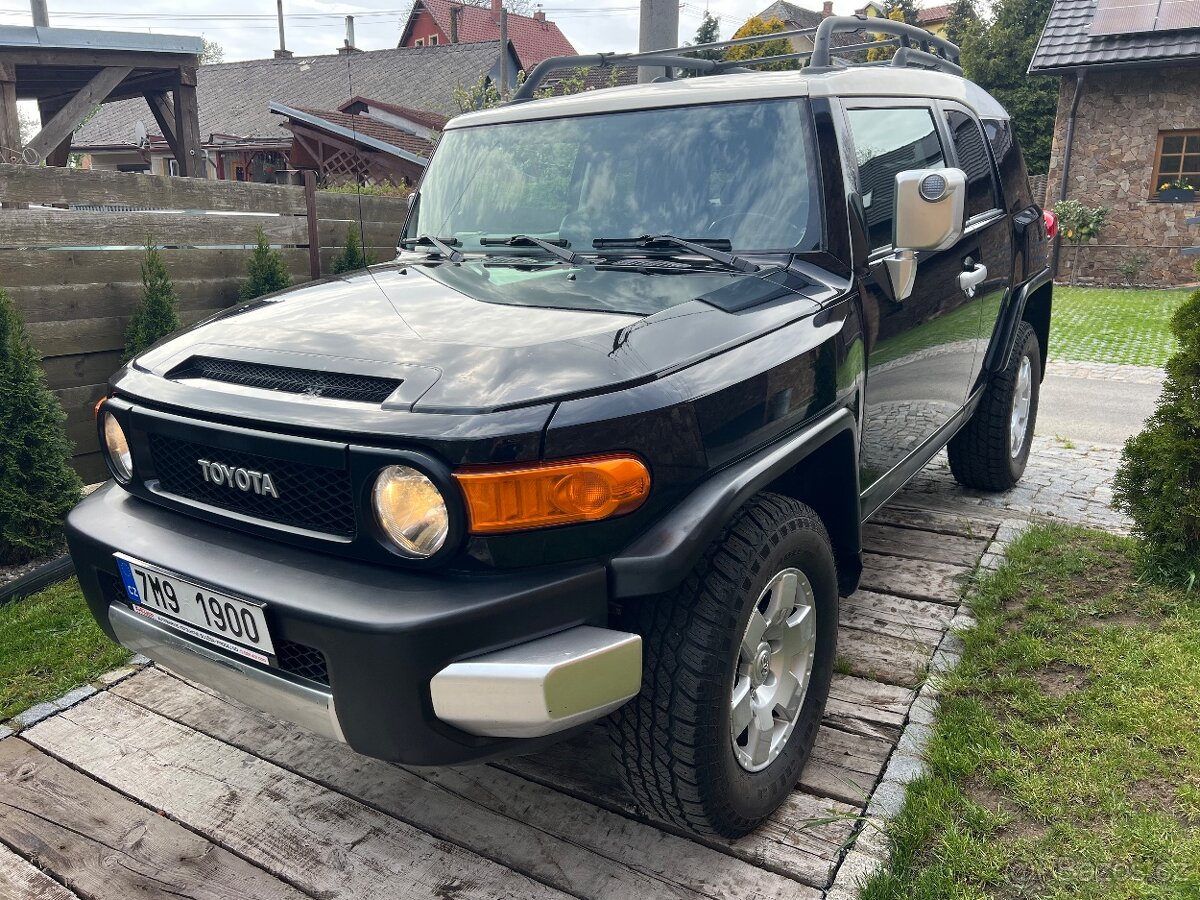 Prodám Toyota Fj Cruiser - 3