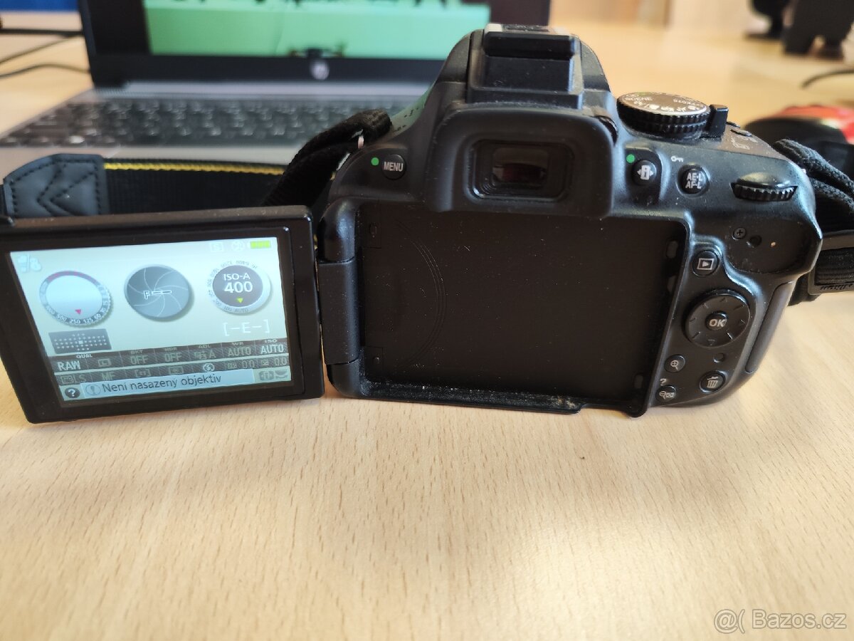 Prodám digitální zrcadlovku NIKON D5200 - 3