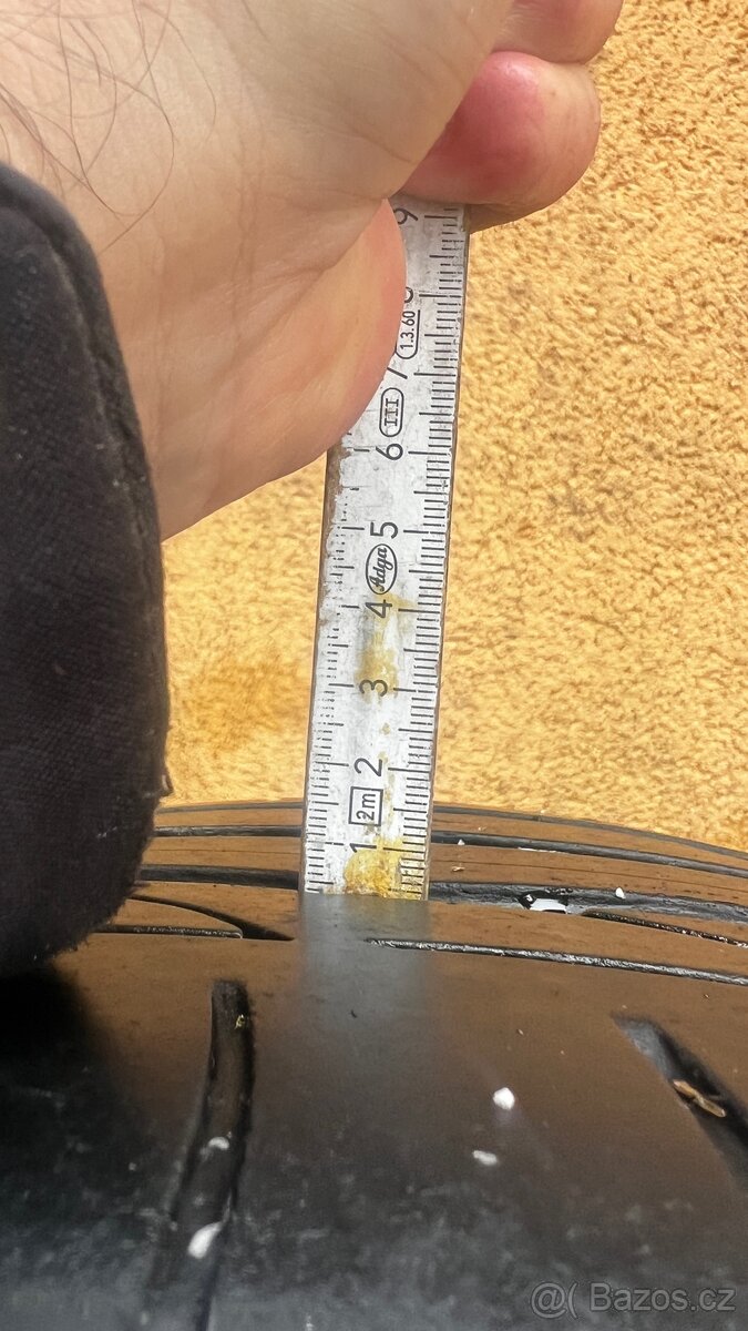 Letní pneu 235/40/19 - 3