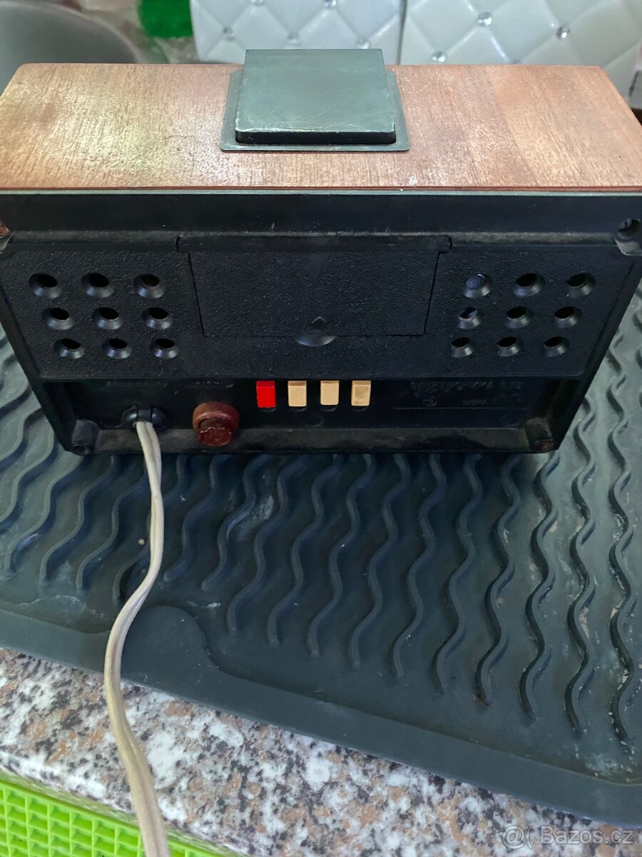 Sovětský hodiny budík - 3