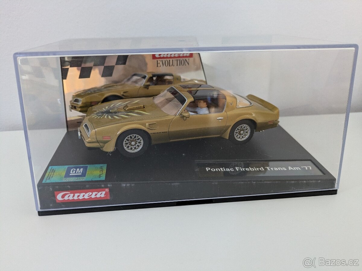 Autíčka na autodráhu Carrera Evolution/D132 - 3