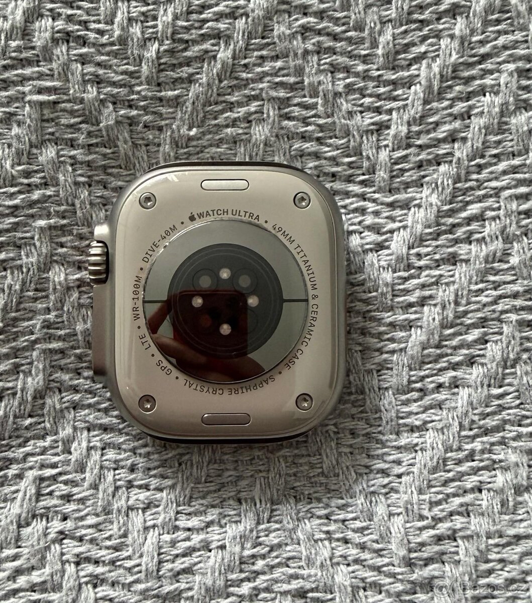Apple Watch Ultra 49mm Titan - 3