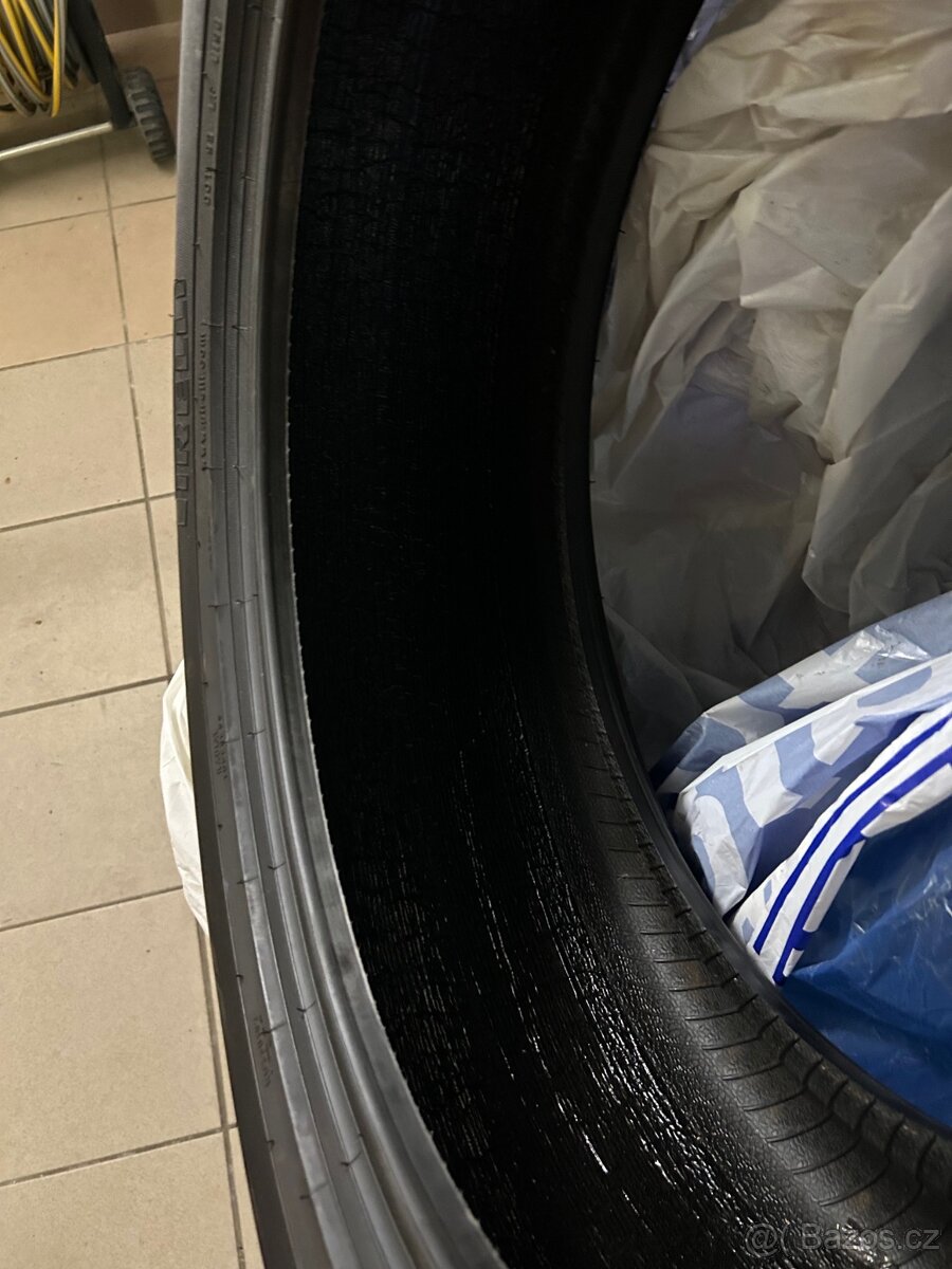 Pirelli Scorpion 235/50 R19 letní - 3
