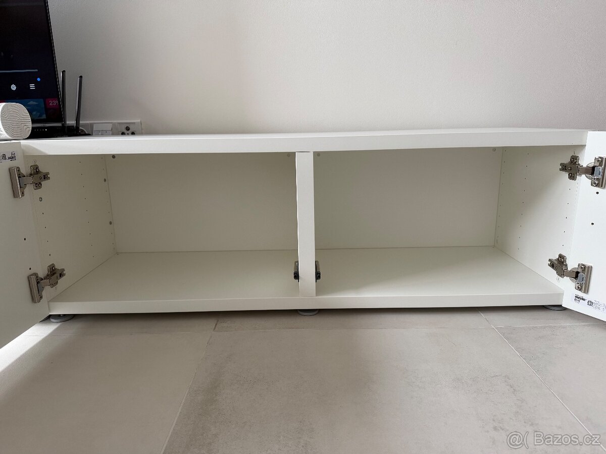Skříňka Ikea Besta - 3