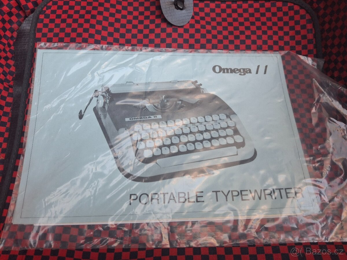 starý psací stroj Omega II - 3