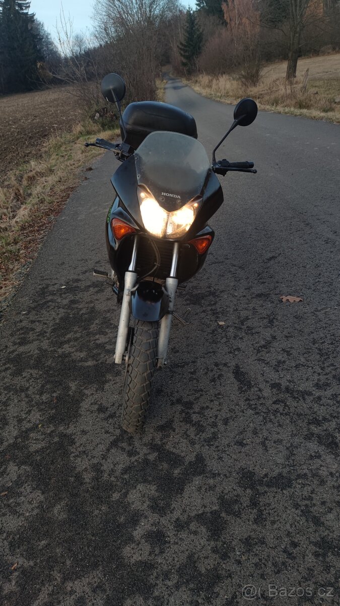 Honda XL Varadero 125V - 3