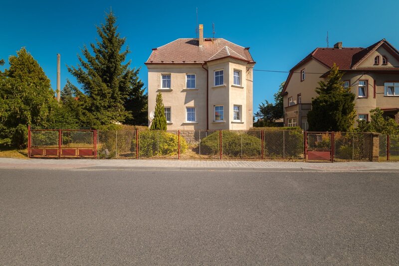 Prvorepubliková vila 5+2 (7+3) 380m2 / balkon /garáž / zahra - 3