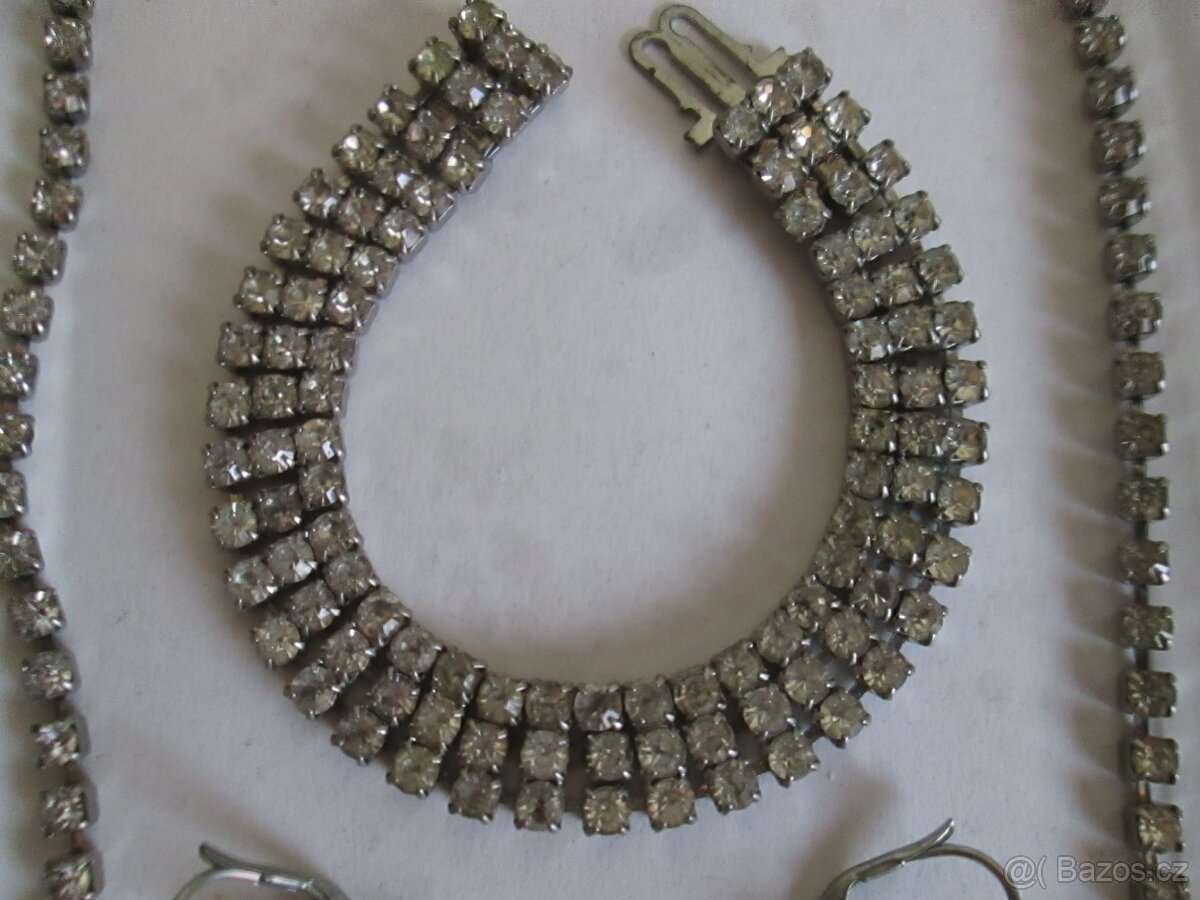 STAR.SOUPRAVA NÁHRDELNÍKU - 3