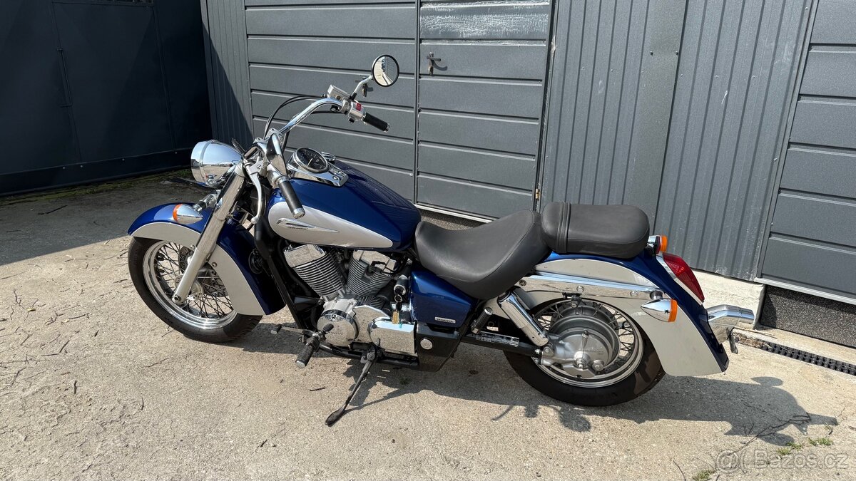 Honda VT750 Shadow - 3