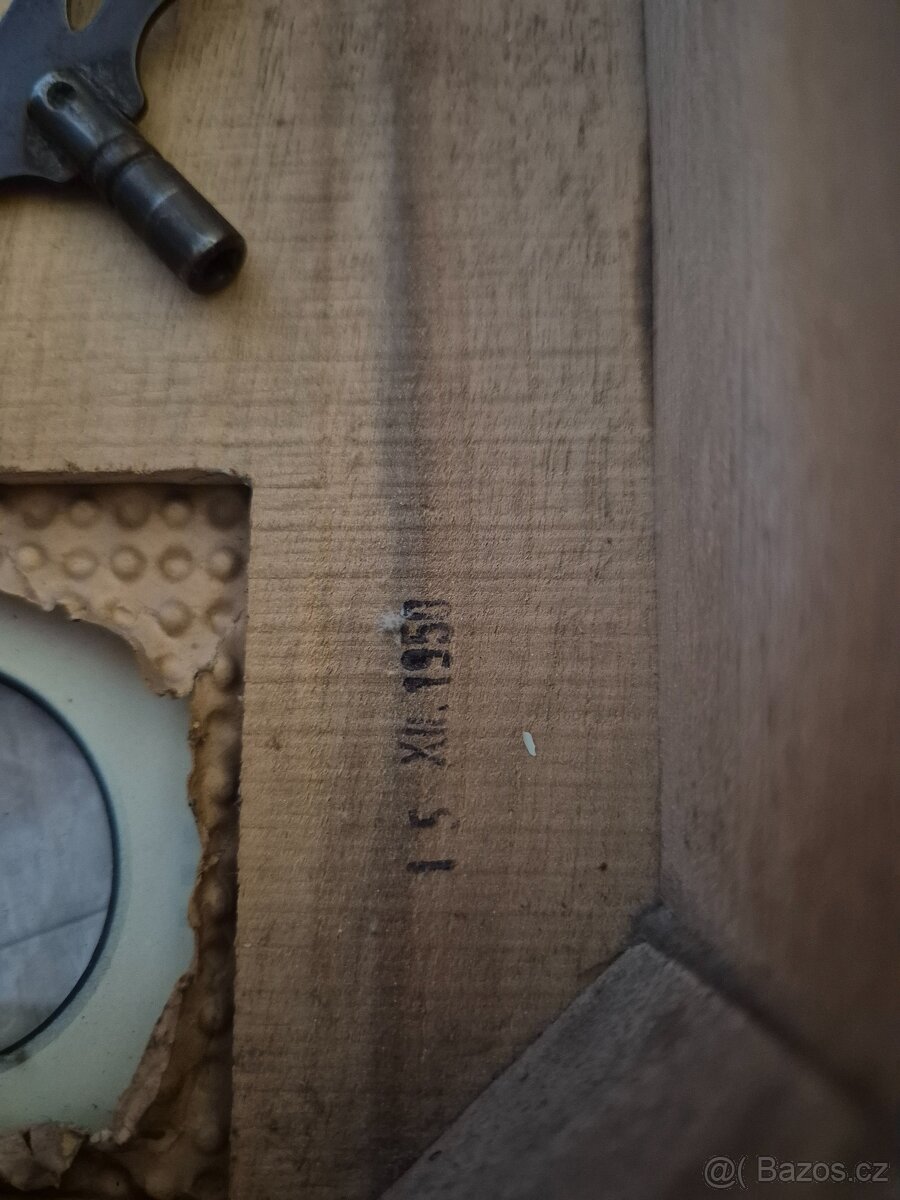 Nástěnné hodiny r.1950 - 3