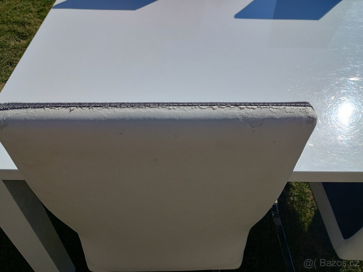 Jidelni stul a zidle - 3