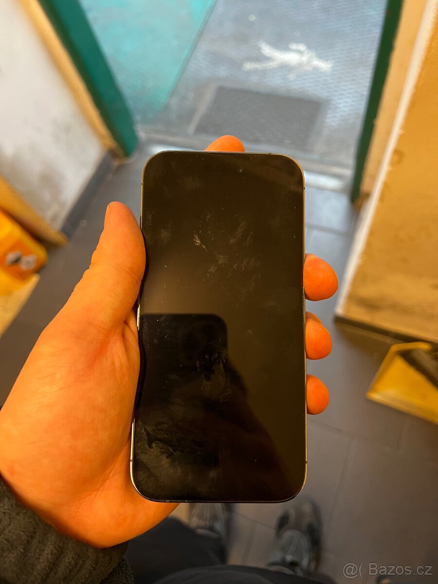 iPhone 14 Pro - 3
