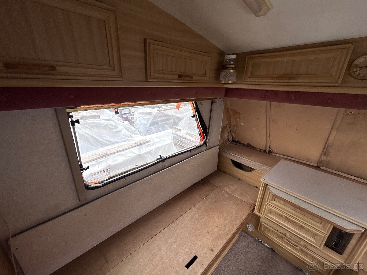 Prodám karavan k renovaci - 3