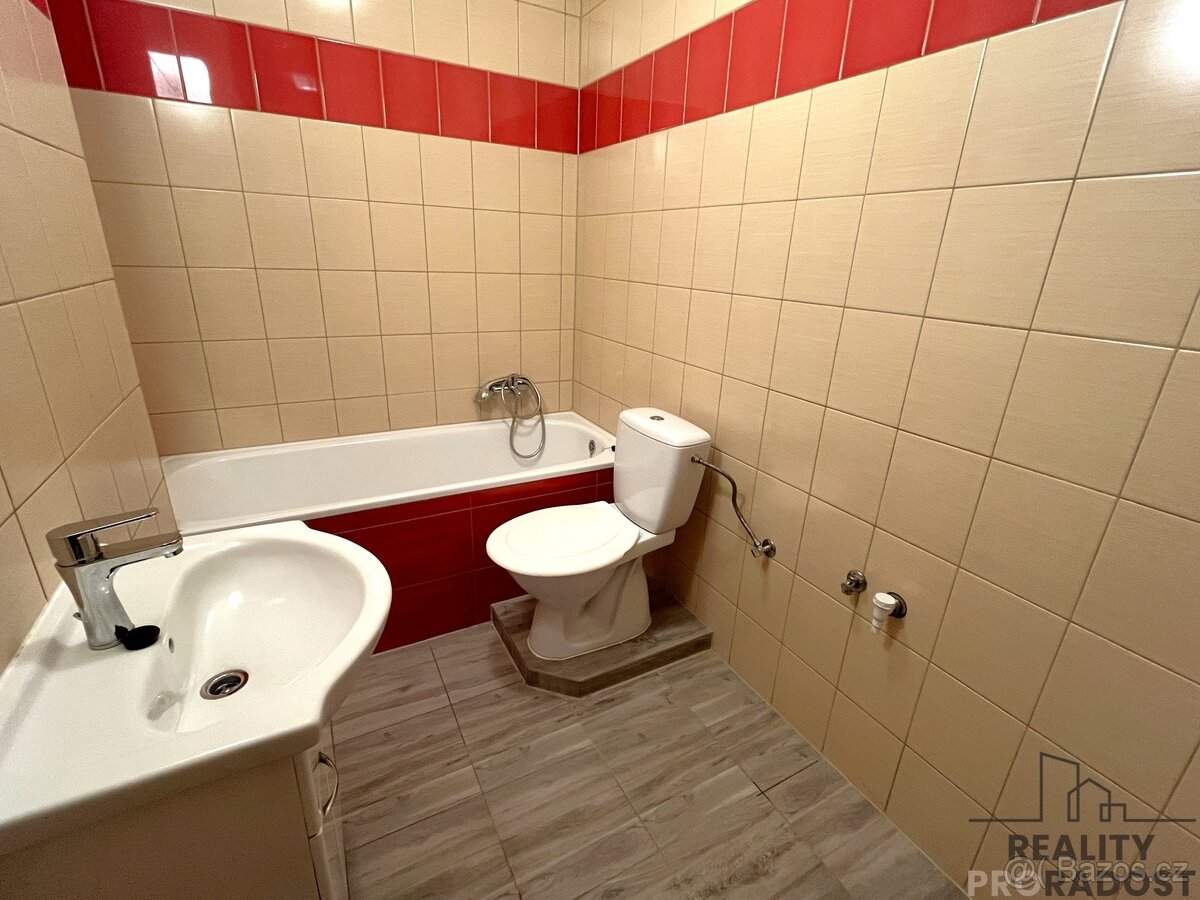 Pronájem bytu 1+kk v Moravském Krumlově, byt 1+kk Moravský K - 3