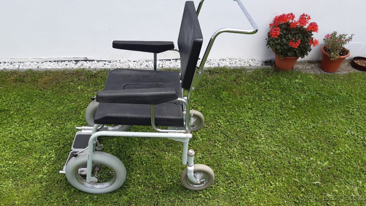 Prodám invalidní křeslo - 3