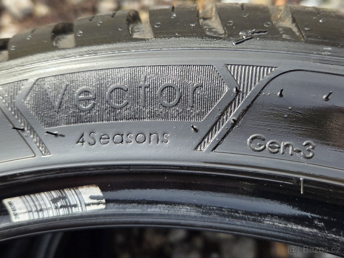 2ks pěkných celoročních pneu Goodyear 225/40/18 - 3