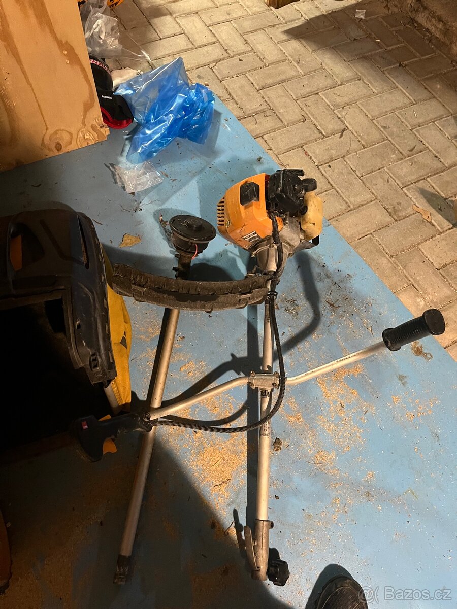 Sekacka a krovinorez - 3