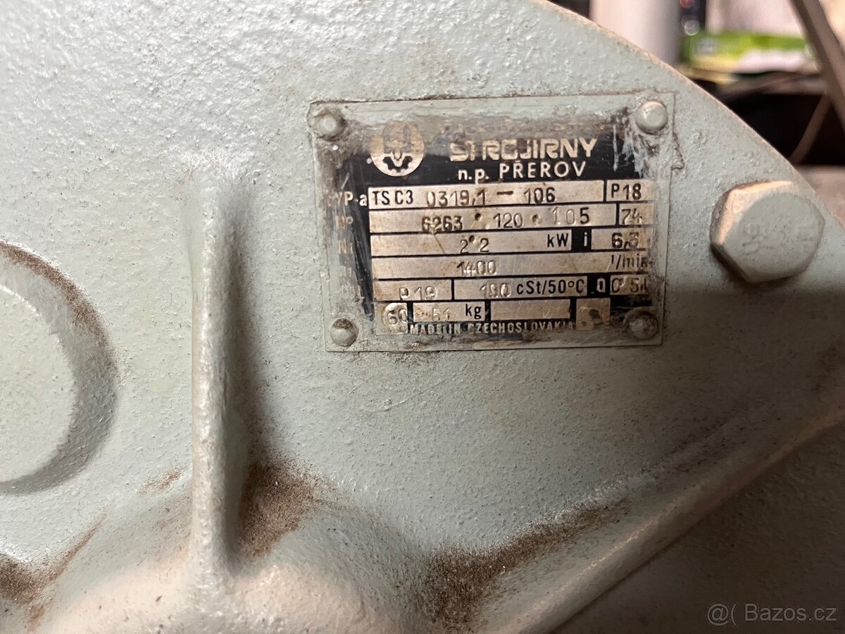 Elektromotor s převodovku - 3