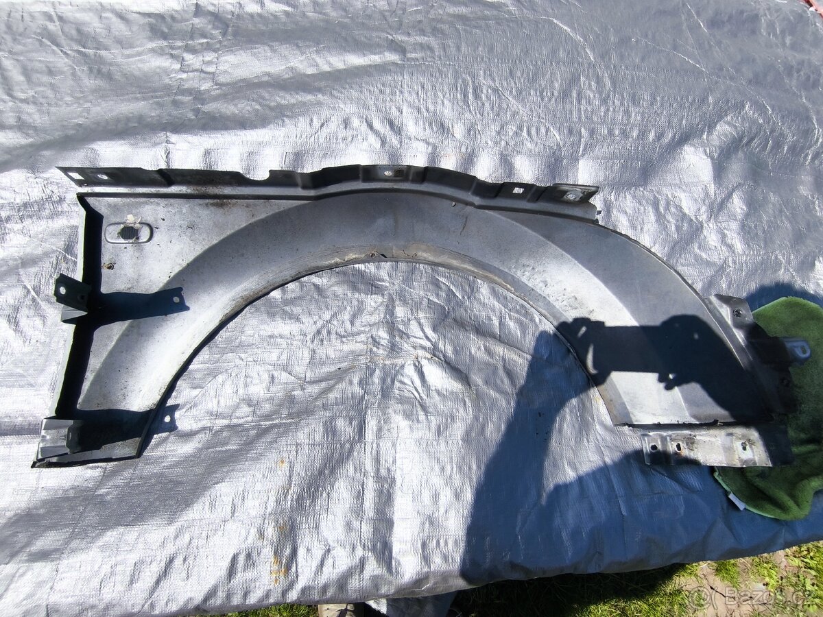 Levy predni blatnik Audi TT, 8n, stribrna, Top stav - 3