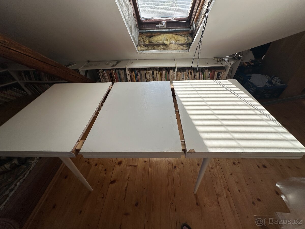 Bily rozkladaci jidelni stul 110x70 (162x70). - 3