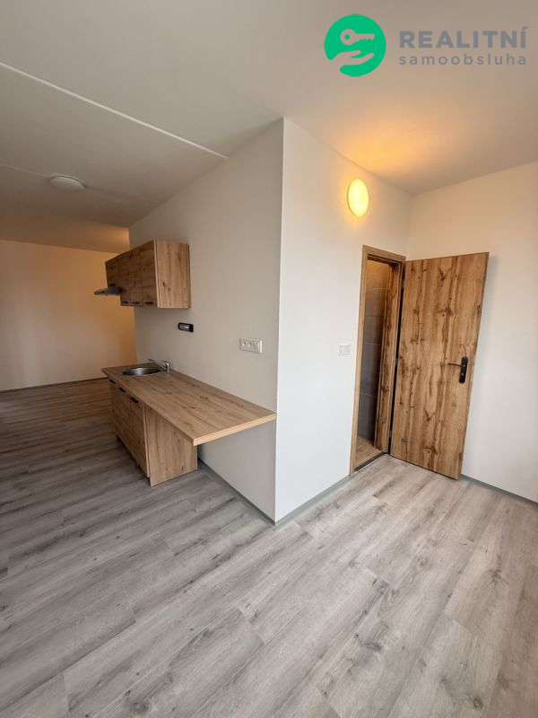 Byt 1+1, ul. Kamenná, Chomutov - 3