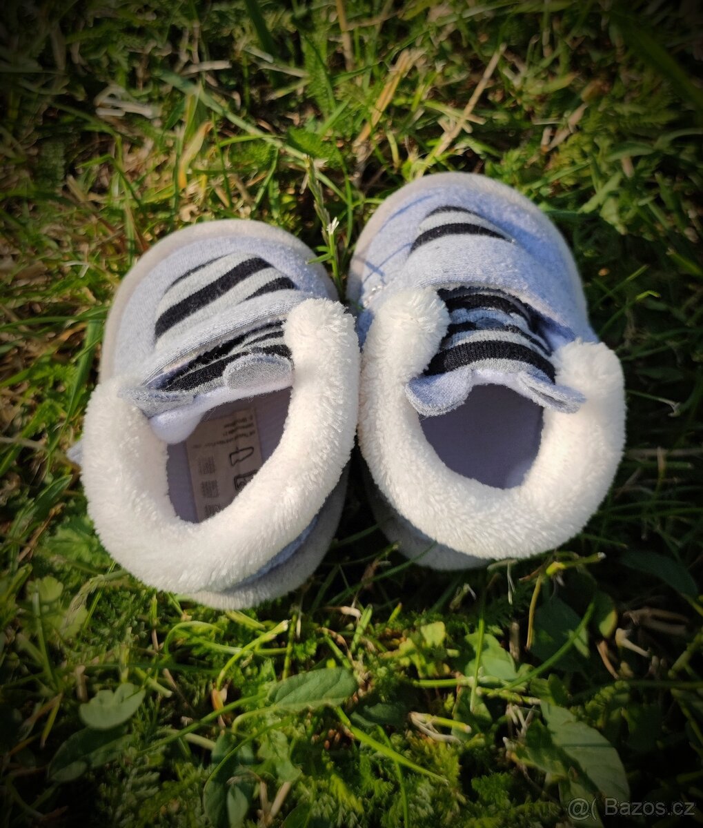 Zimní teplé capáčky velikost 1-3 měsíce - 3