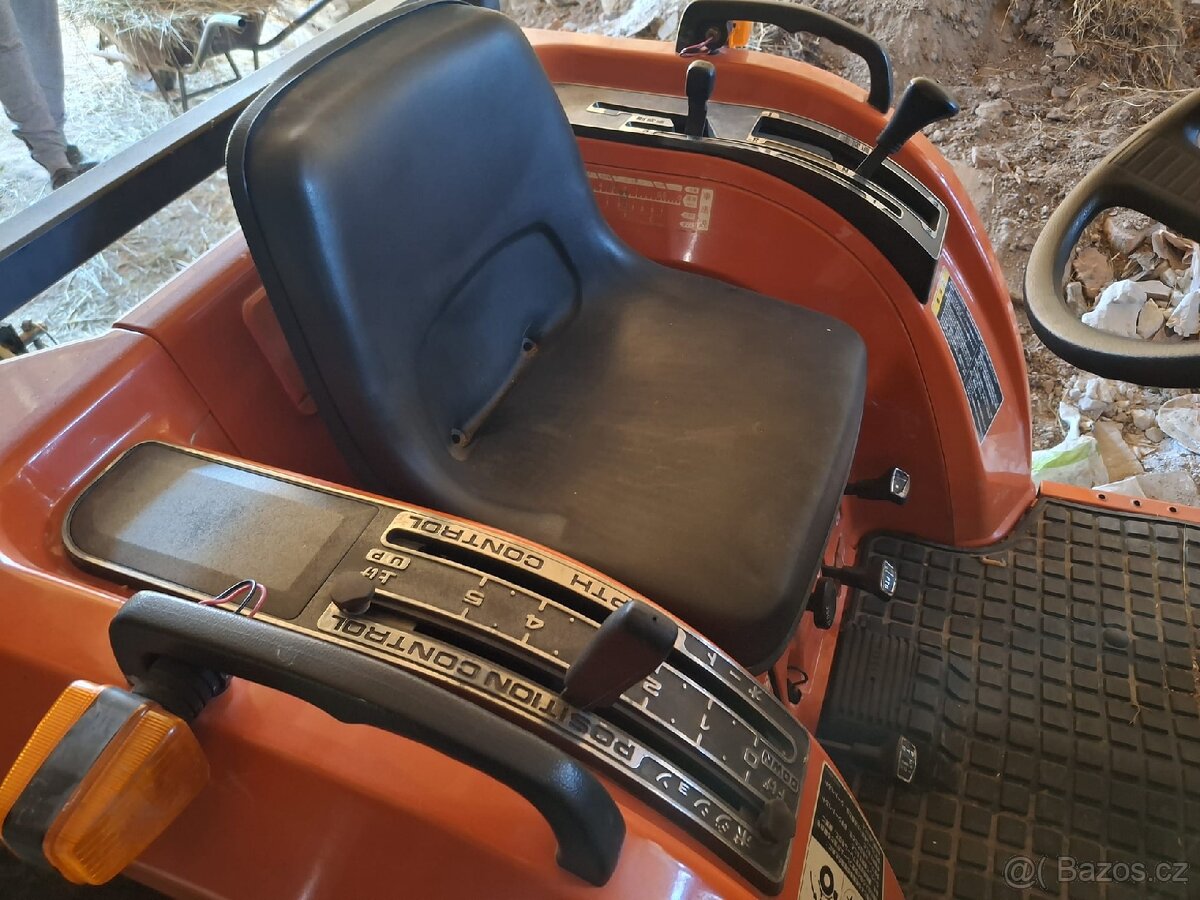 Malotraktor Kubota GT3 - 3