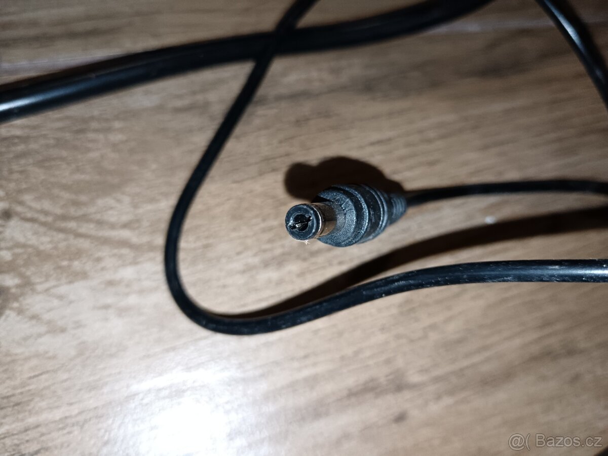 Nabíječka na elektro koloběžku - 3