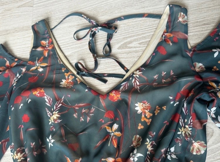 Zelené květované šaty - 3