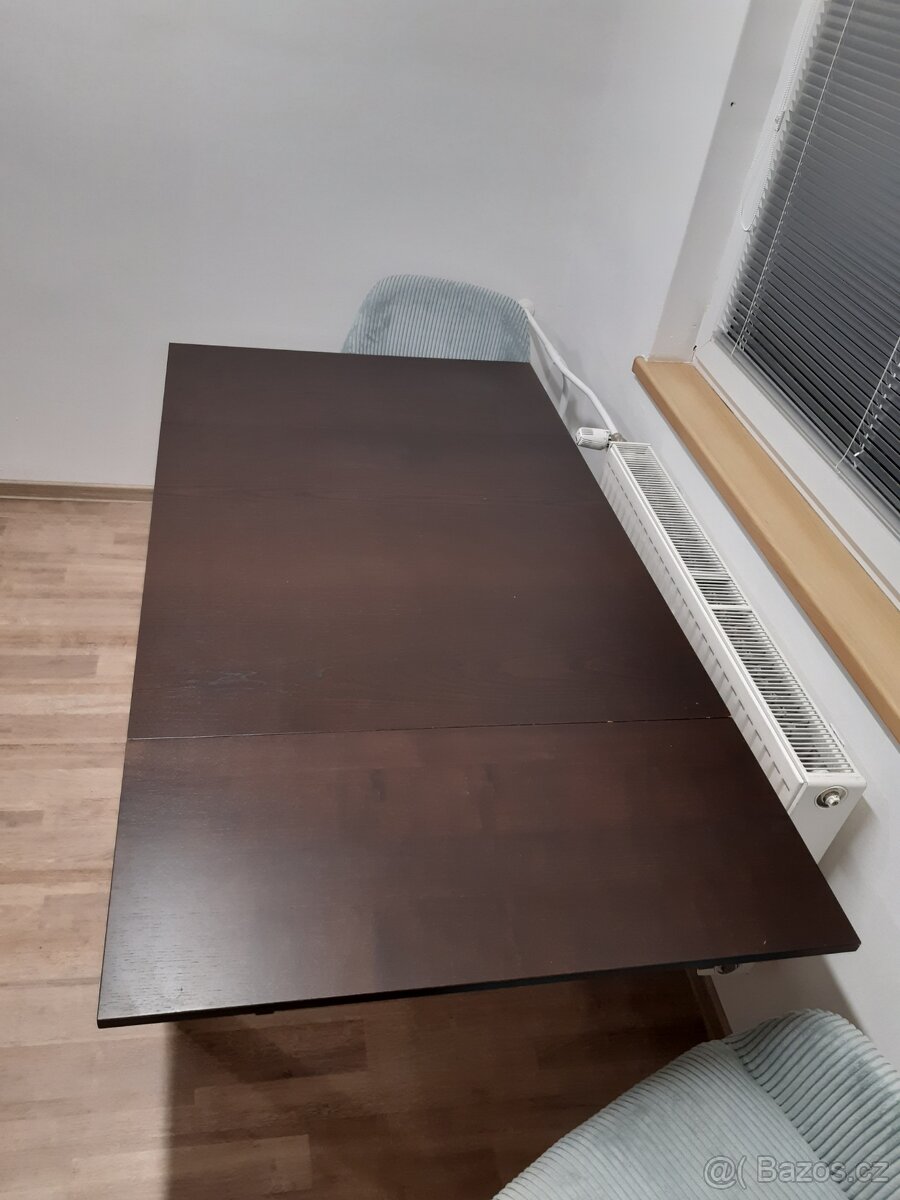 Rozkládací jídelní stůl - 3