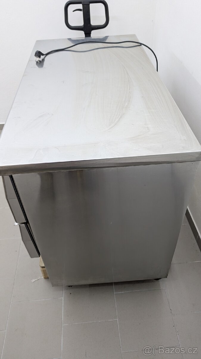 Chladicí stůl se zásuvkami - 3