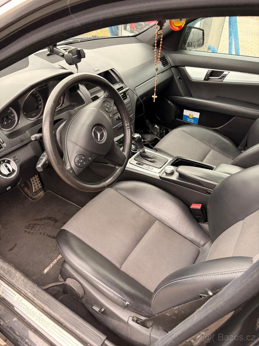 Mercedes benz w204 amg - 3