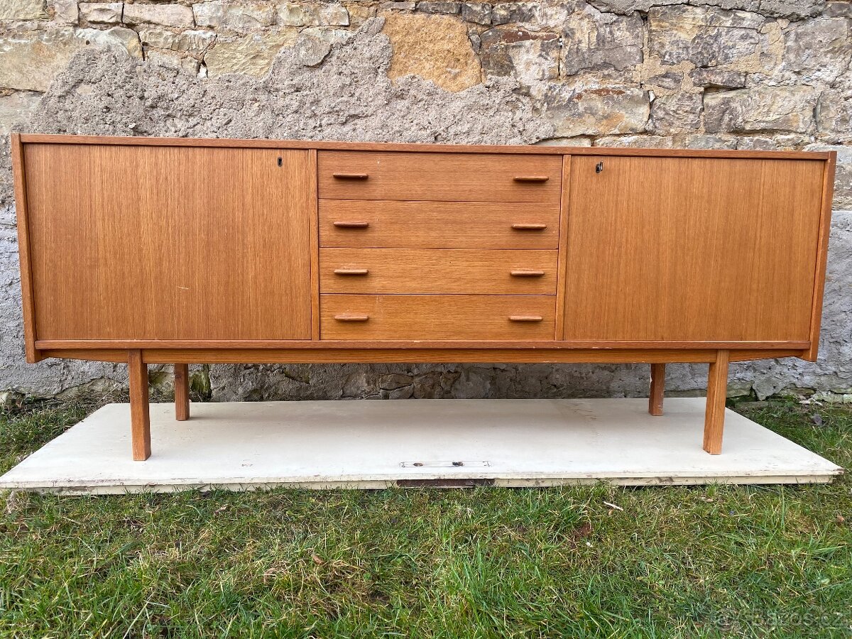 Retro komoda Interiér Praha 60.léta - 3