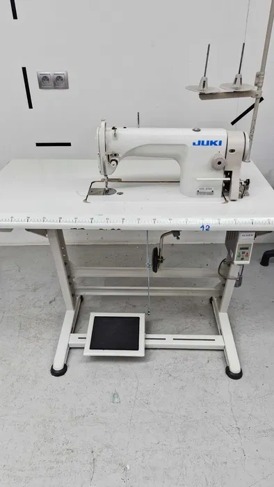 Průmyslový šicí stroj Juki DDL 8700 - 3