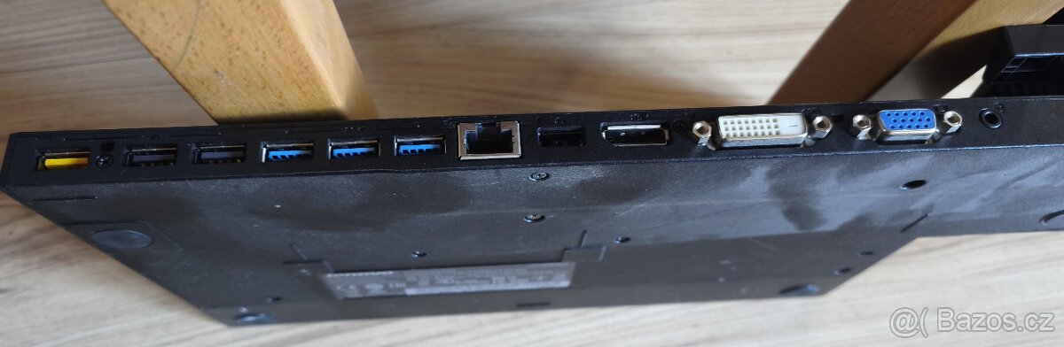 Dokovací stanice Lenovo ThinkPad Pro Dock (40A1) - 3