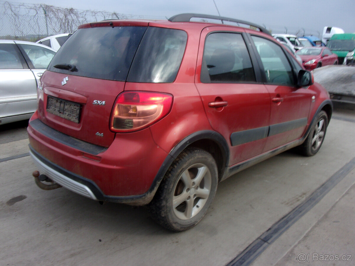 Suzuki SX4 - 3