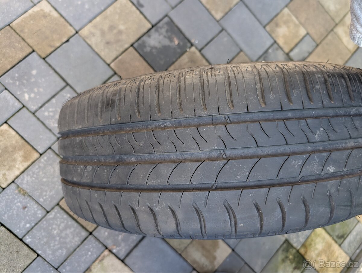 Disk s pneu 215/60 R16 - 3