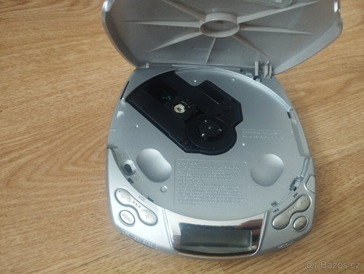 CD přehrávač discman Sony D-E251 - 3