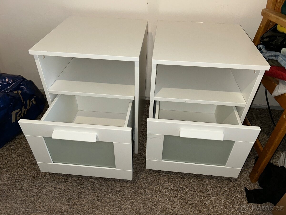 Dva bílé noční stolky Ikea - 3