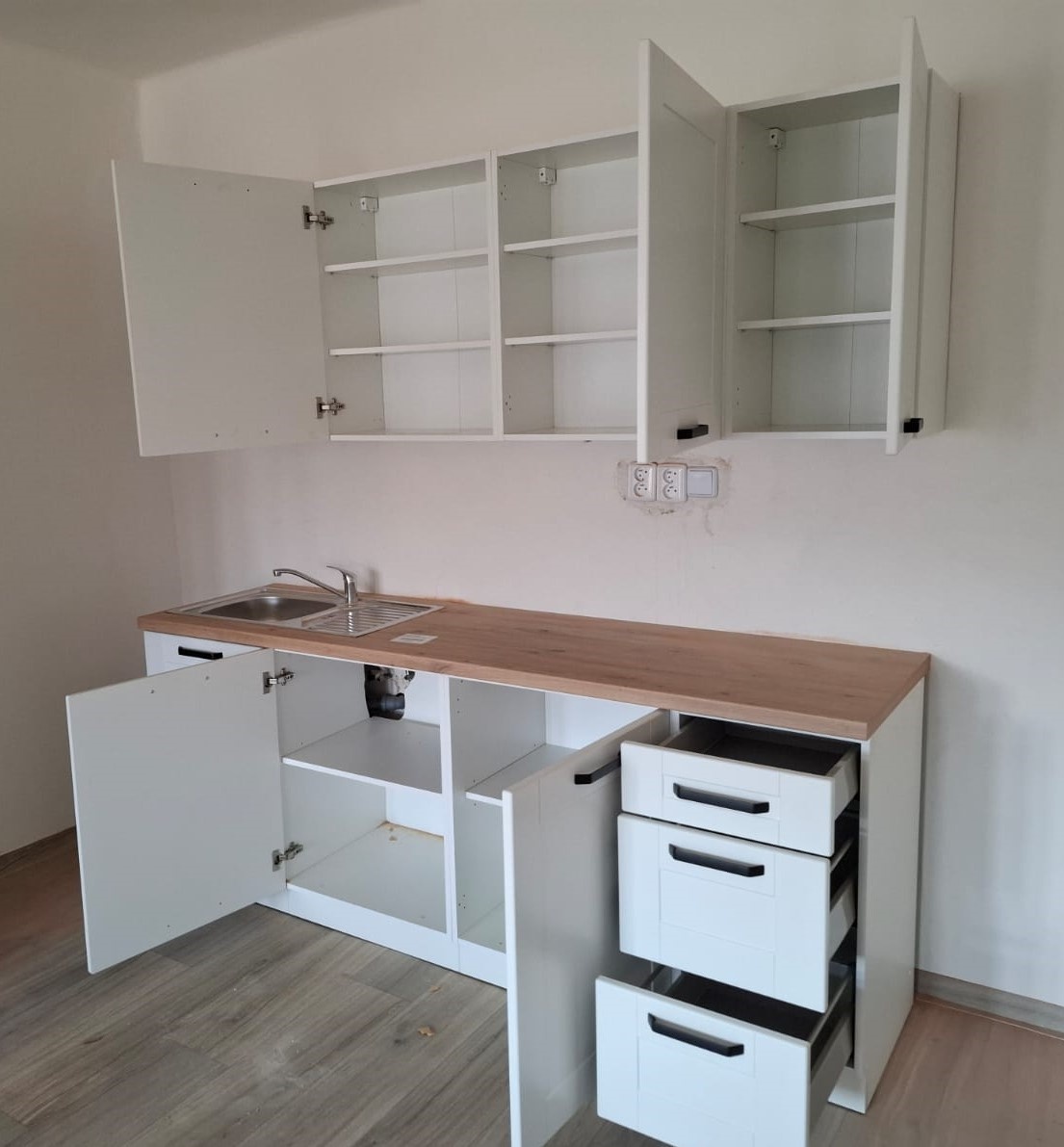 Krásná kuchyňská linka - 3