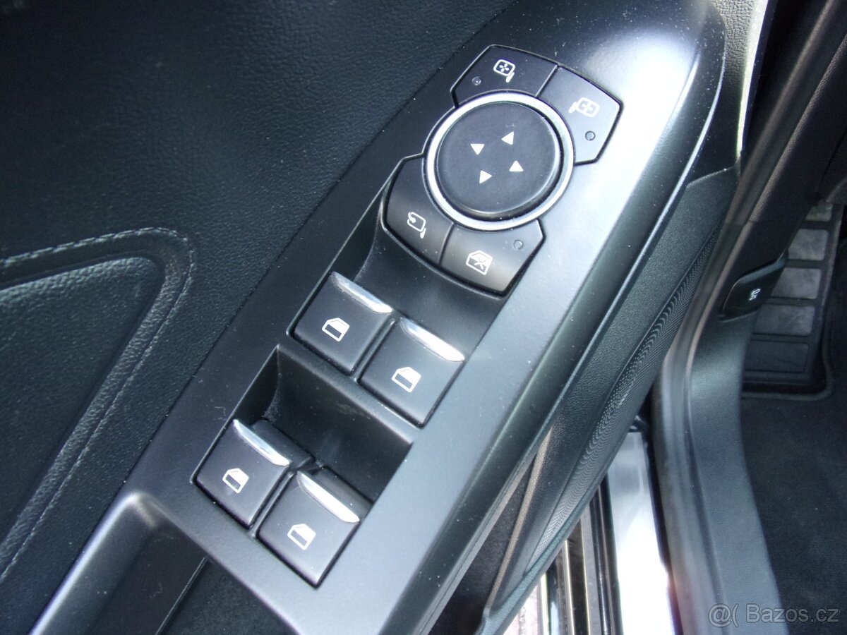 PRODÁM Ford Focus 1.0 EcoBoost ST-Line 1.maj. - 3