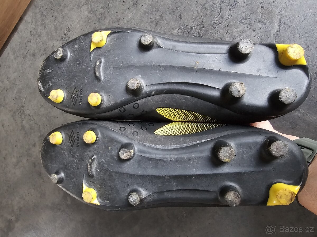 Kopačky Umbro 38.5 - 3