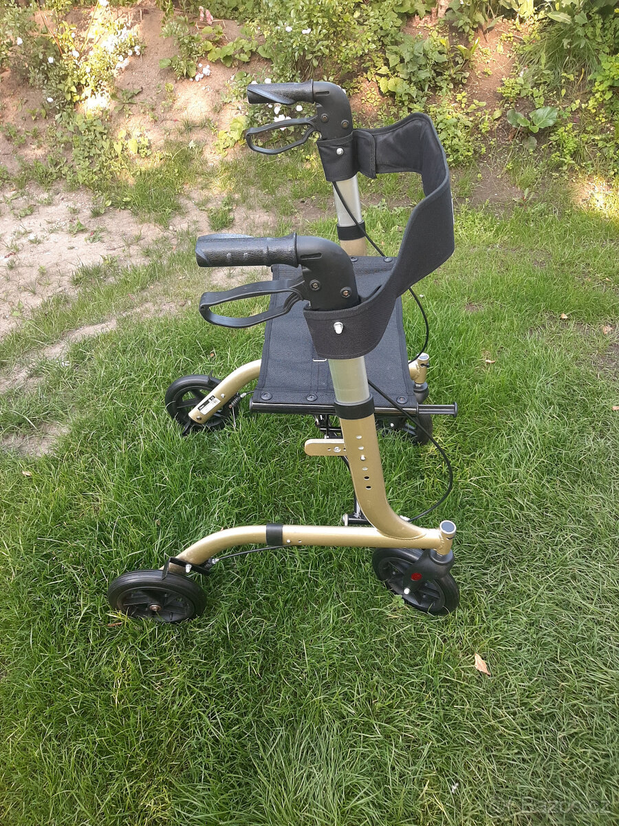 Chodítko lehké hliníkové 7 kg DMA zánovní - 3