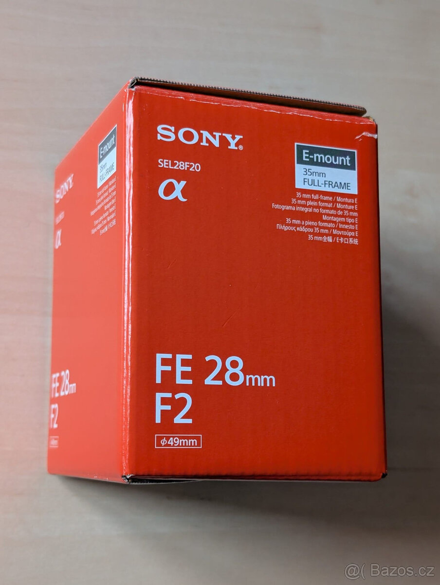 Sony FE 28mm f/2 - 3