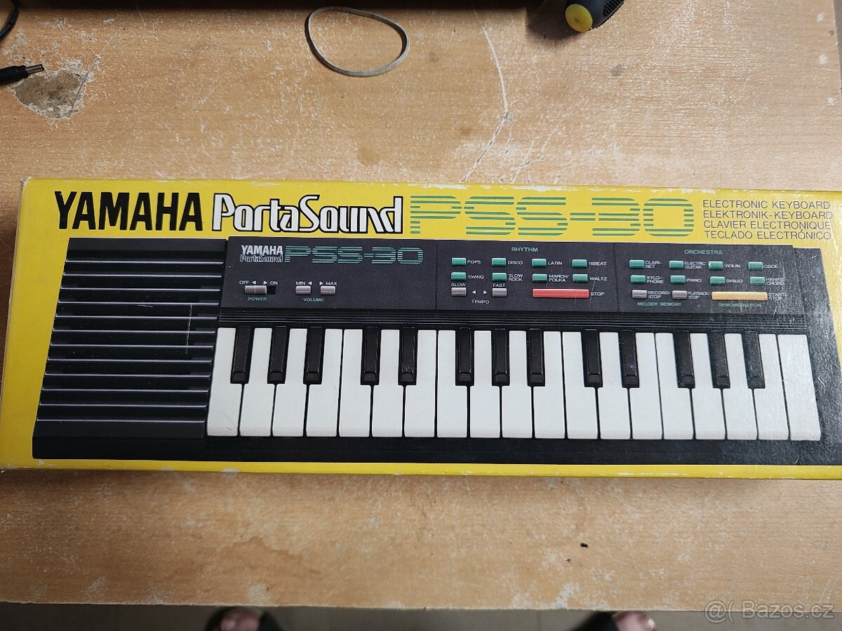 Klávesy Yamaha PSS 30 - 3