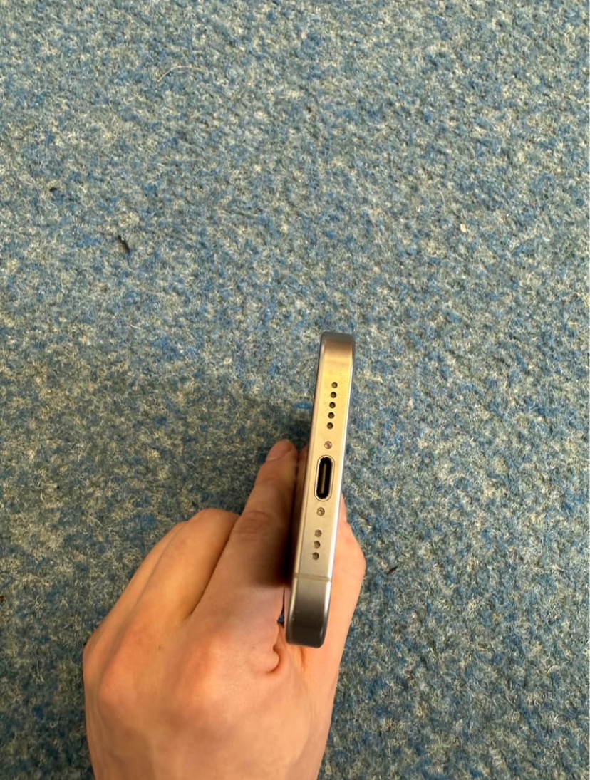 iPhone 15 pro Titan 128Gb - 3