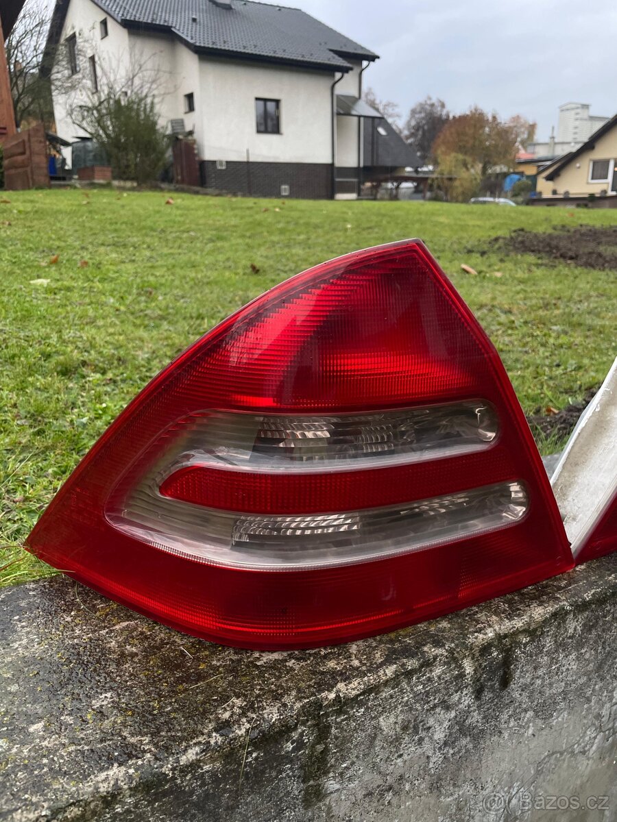 Zadní světla Mercedes C W203 - 3