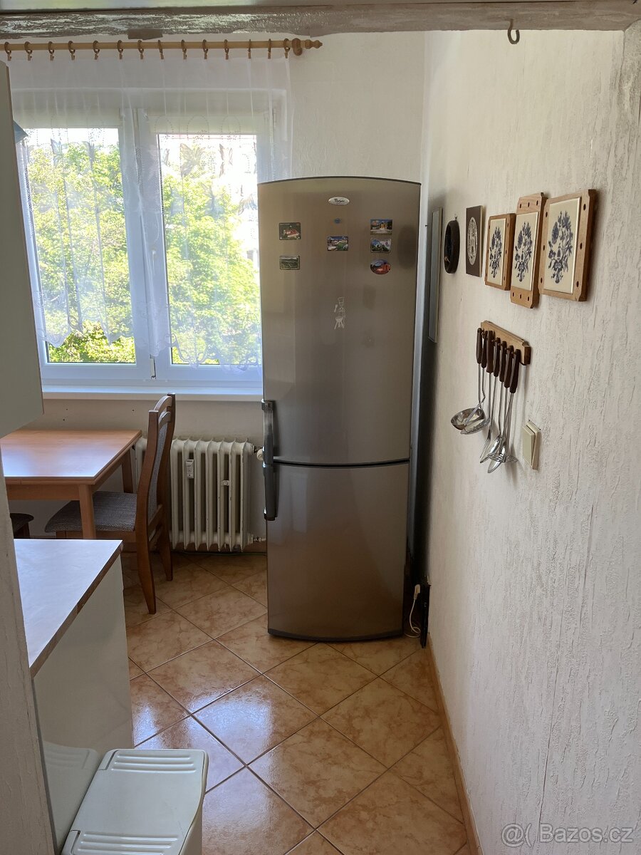 pronájem bytu 2+1 - 3