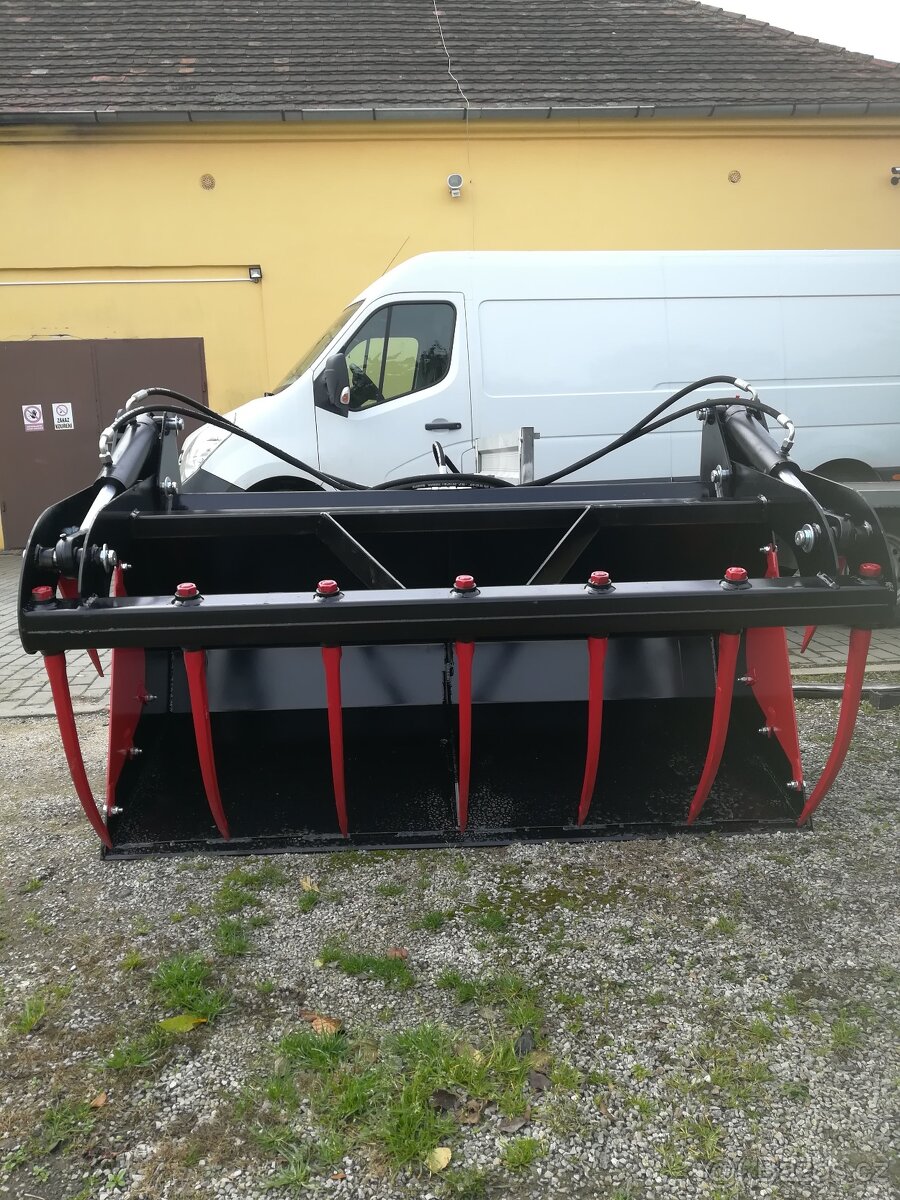 Lopata s přidržovačem 1,6 m - 3